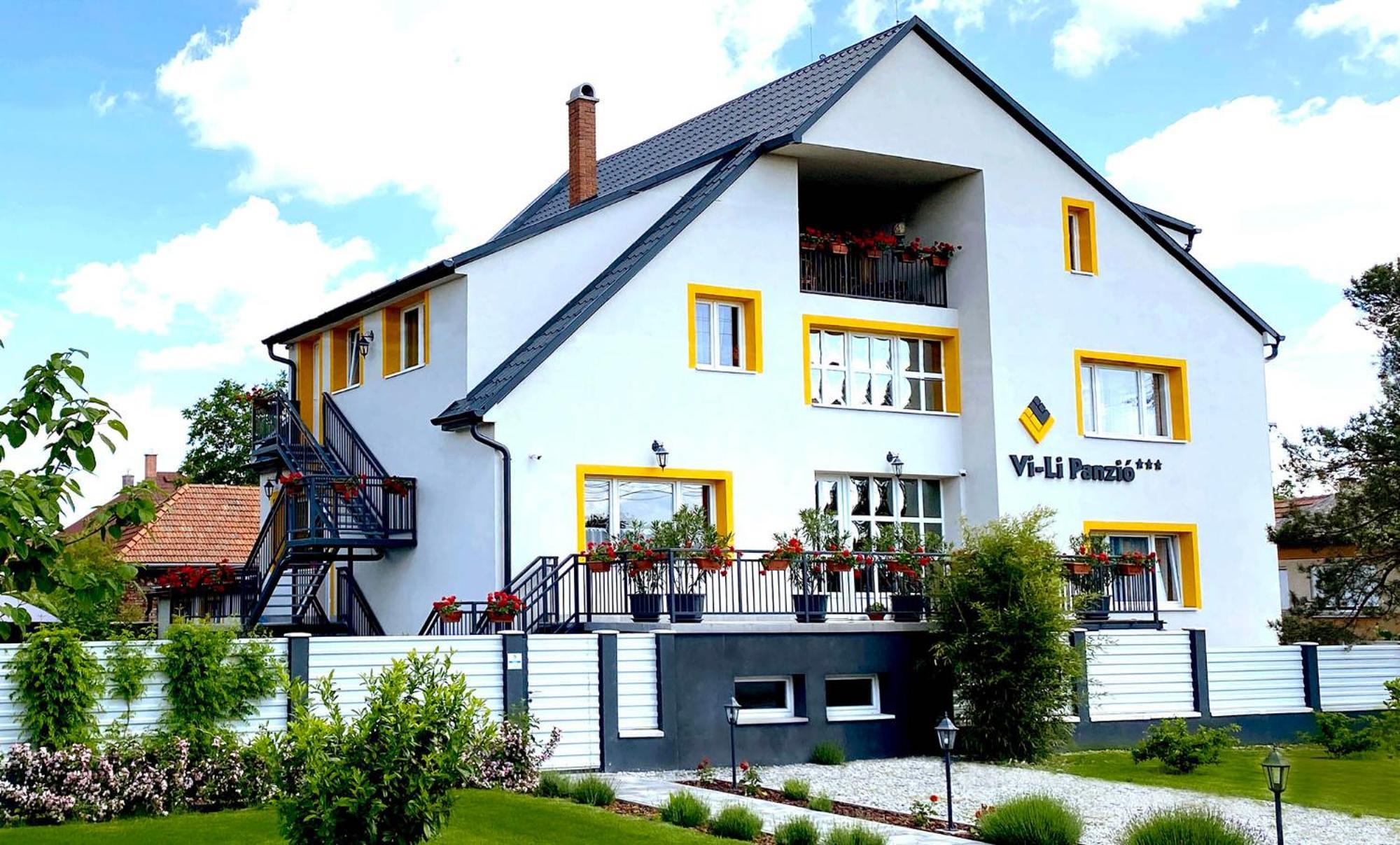 Bed and Breakfast Vi-Li Panzio Maklár Exterior foto